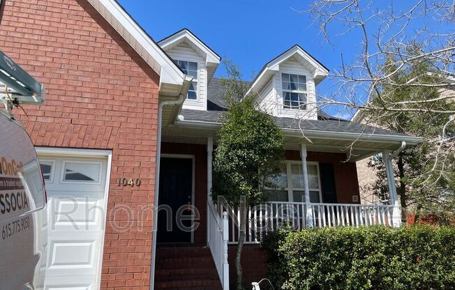 1040 BLAIRFIELD DR