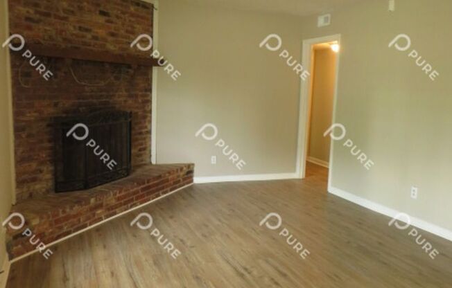 3606 White Oak Way SW!