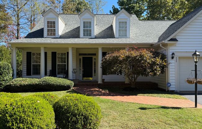 935 Charter Oaks Drive - Spacious 5-Bedroom Home in the Dunlora Community!