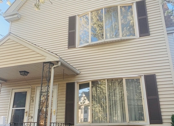 39 BEACON ST