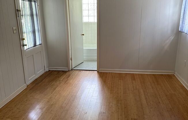 1 bed, 1 bath, $1,400