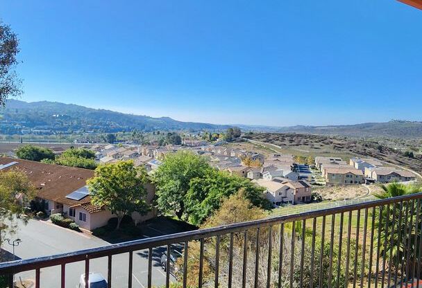 1 bed, 1 bath, 720 sqft, $1,850, Unit 36