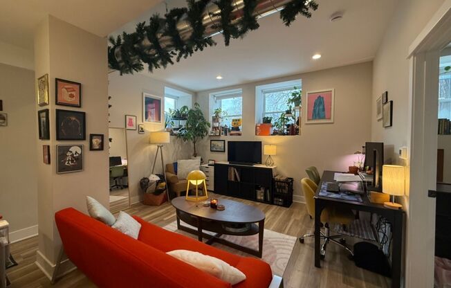 1 bed, 1 bath, 693 sqft, $2,299, Unit 105