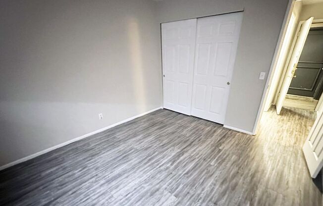 1 bed, 1 bath, 560 sqft, $825, Unit 611-13