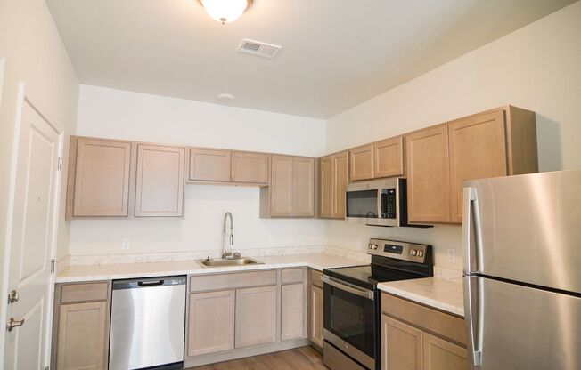 3 beds, 2 baths, 1,153 sqft, $1,349, Unit 1120-315