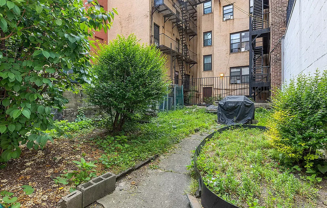 317 1 AVE