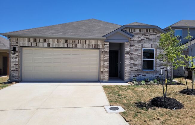 3BD 2BA with separate Office Space