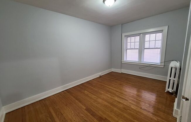 Studio, 1 bath, 300 sqft, $895, Unit 693-11 Park