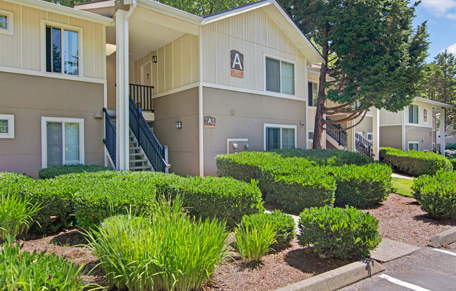Asbury Park exterior Apartments in Kirkland, WA