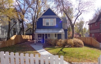 537 E PLATTE AVE