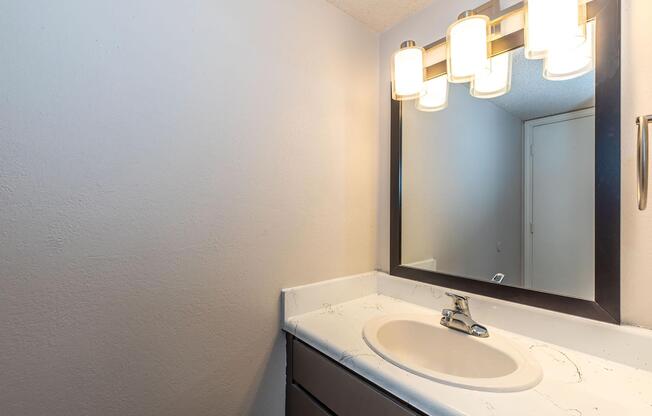 1 bed, 1 bath, 622 sqft, $885