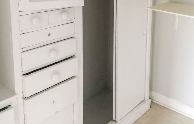 Studio, 1 bath, 423 sqft, $1,525, Unit 540-9D