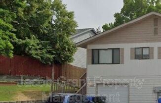 2215 GAIL DR