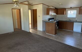 3 beds, 2 baths, $995