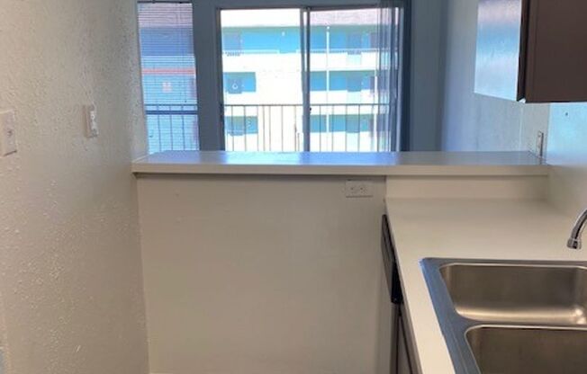 Studio, 1 bath, 523 sqft, $1,199, Unit 235