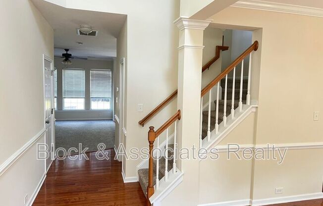 522 VIRGINIA WATER DR
