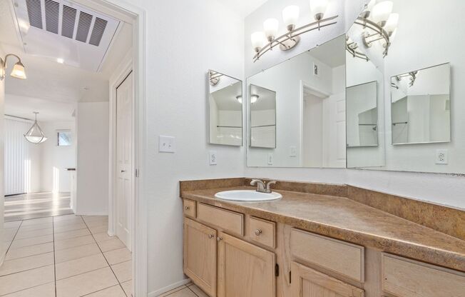 1 bed, 1 bath, $1,250