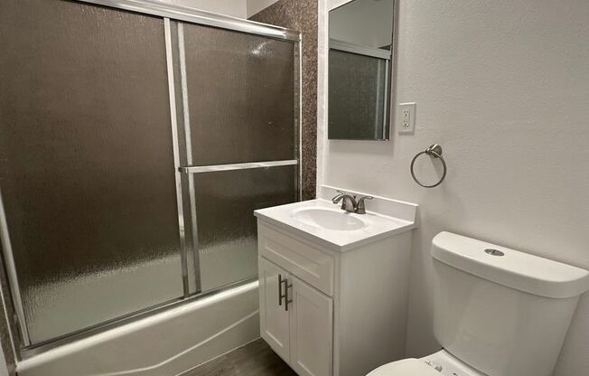 2 beds, 1.5 baths, 900 sqft, $2,150, Unit 11