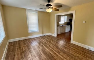 3 beds, 1 bath, $1,100