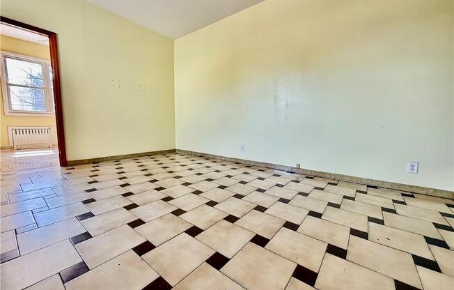 125 BAY 17 ST
