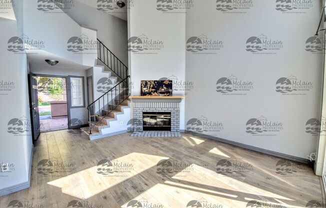 Stunning 2BR/2BA Townhome for Rent in Carlsbad Point Community