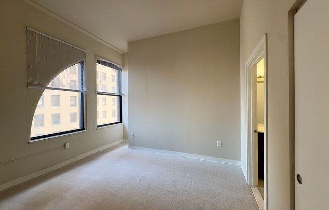 2 beds, 2 baths, 930 sqft, $2,200, Unit HA-814
