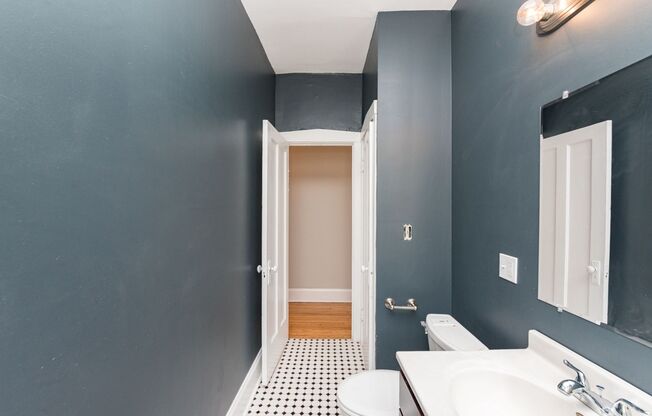 3 beds, 1 bath, 1,000 sqft, $2,195, Unit 1832 - 2B