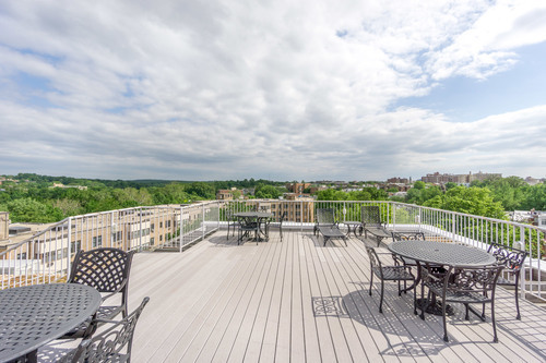 2 beds, 2 baths, 850 sqft, $3,700, Unit 101