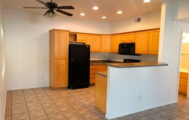 TEMPE CONDO IN THE HEART OF TEMPE!