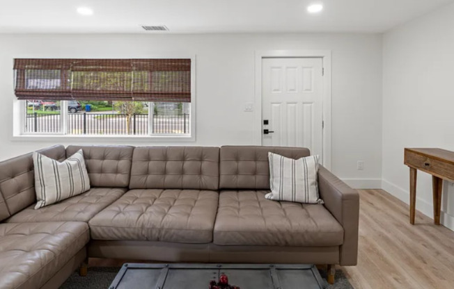 4501 N HIGHLAND AVE