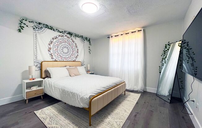 2 beds, 2 baths, 864 sqft, $1,200, Unit 2056 Pine Needle Ct-R+