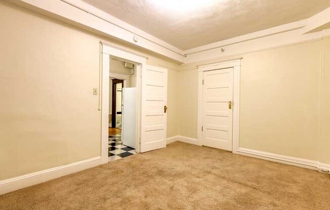 1 bed, 1 bath, 860 sqft, $1,700, Unit 01