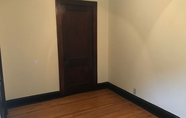 1 bed, 1 bath, 550 sqft, $1,000