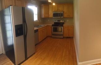 3 beds, 2.5 baths, $1,500