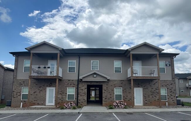 Keystone Commons/ 2196