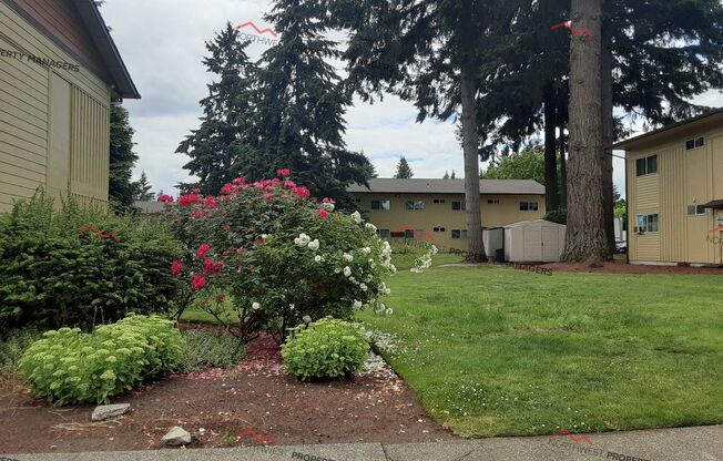 r45c  Silverwood Terrace Apts