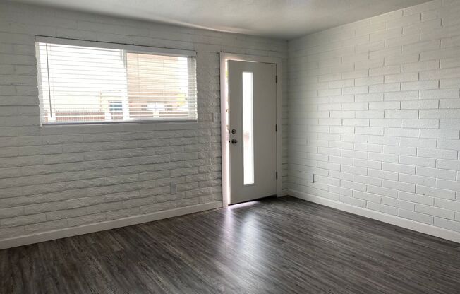 2 beds, 1.5 baths, 980 sqft, $1,200, Unit 6802-2