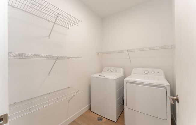 1 bed, 1 bath, 927 sqft, $1,695, Unit Z3610-103