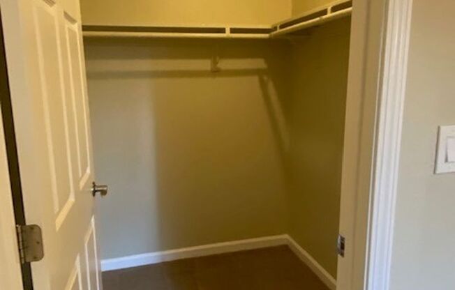 2 beds, 2 baths, 900 sqft, $1,995, Unit 106