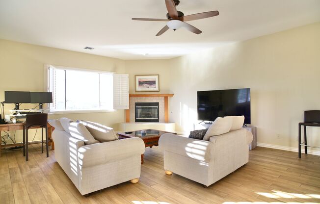 Beautiful Oro Valley Rental with Views! Furnished