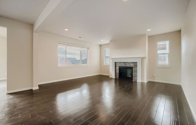 Amazing 6bed/3bath home in Edgewood, WA!