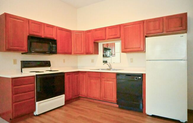 1 bed, 1 bath, 817 sqft, $850, Unit 303