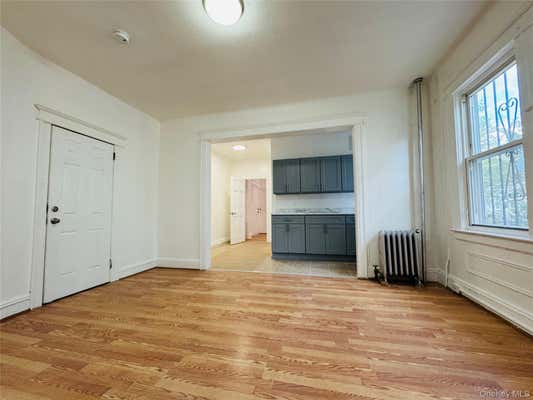 27 24 GILMORE ST GILLMORE ST