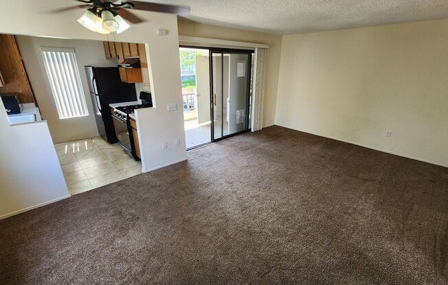 Mira Mesa Upstairs 1-Br + Covered Parking Space