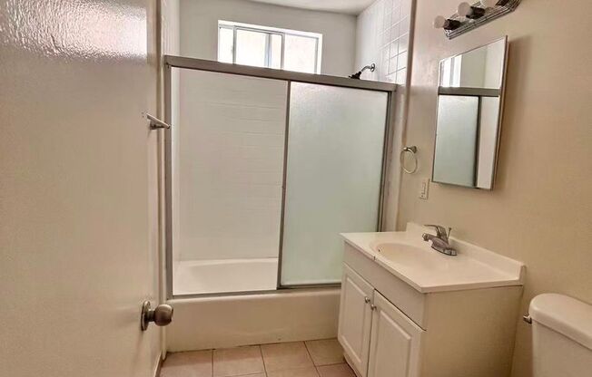 Greenview Properties 7642 Vineland