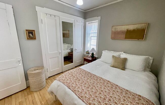 1 bed, 1 bath, $1,015, Unit 14