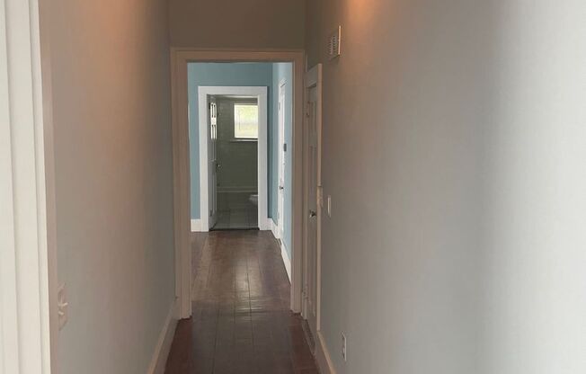 1 bed, 1 bath, $1,700, Unit 32 E 106