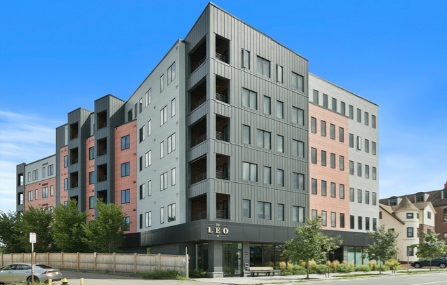 1 bed, 1 bath, 710 sqft, $3,000, Unit 401