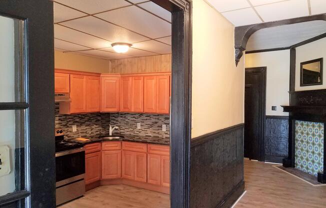 1225 W Allegheny Ave
