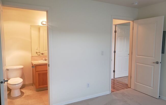 2 beds, 2 baths, $1,995, Unit # K67